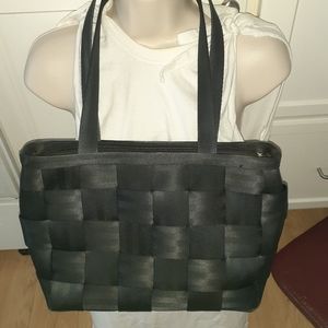 Harvey's original seatbelt bag
